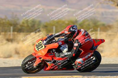 media/Dec-07-2024-CVMA (Sat) [[21c5f1ef85]]/Race 11-Amateur Supersport Open/